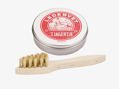 Emma Ledervet 150ml Zwart + Borstel